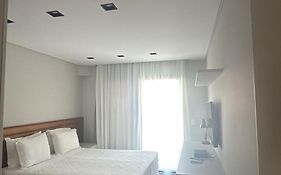Flat Top - No Praia Brava Hotel Na Ilha A Beira Mar